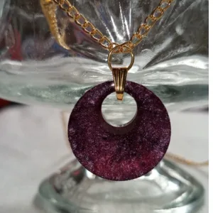 Handcrafted resin jewelry with embedded flowers (35)