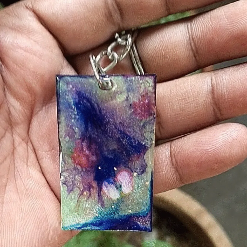resin keychain blue silver