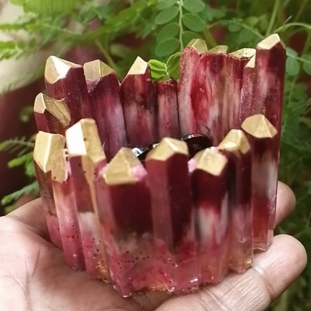 trending resin décor