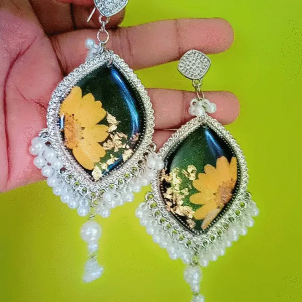 earring resin